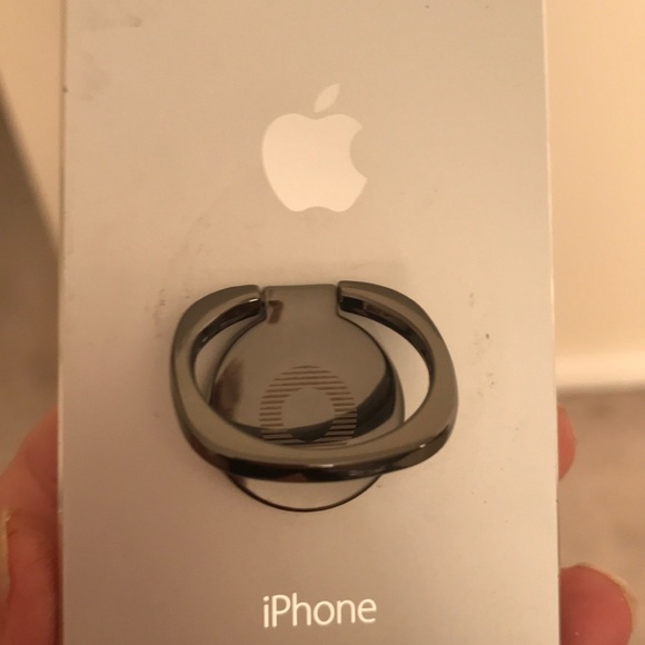Phone ring or holder in silver colour bundle 10/$7 - Picture 3 of 4